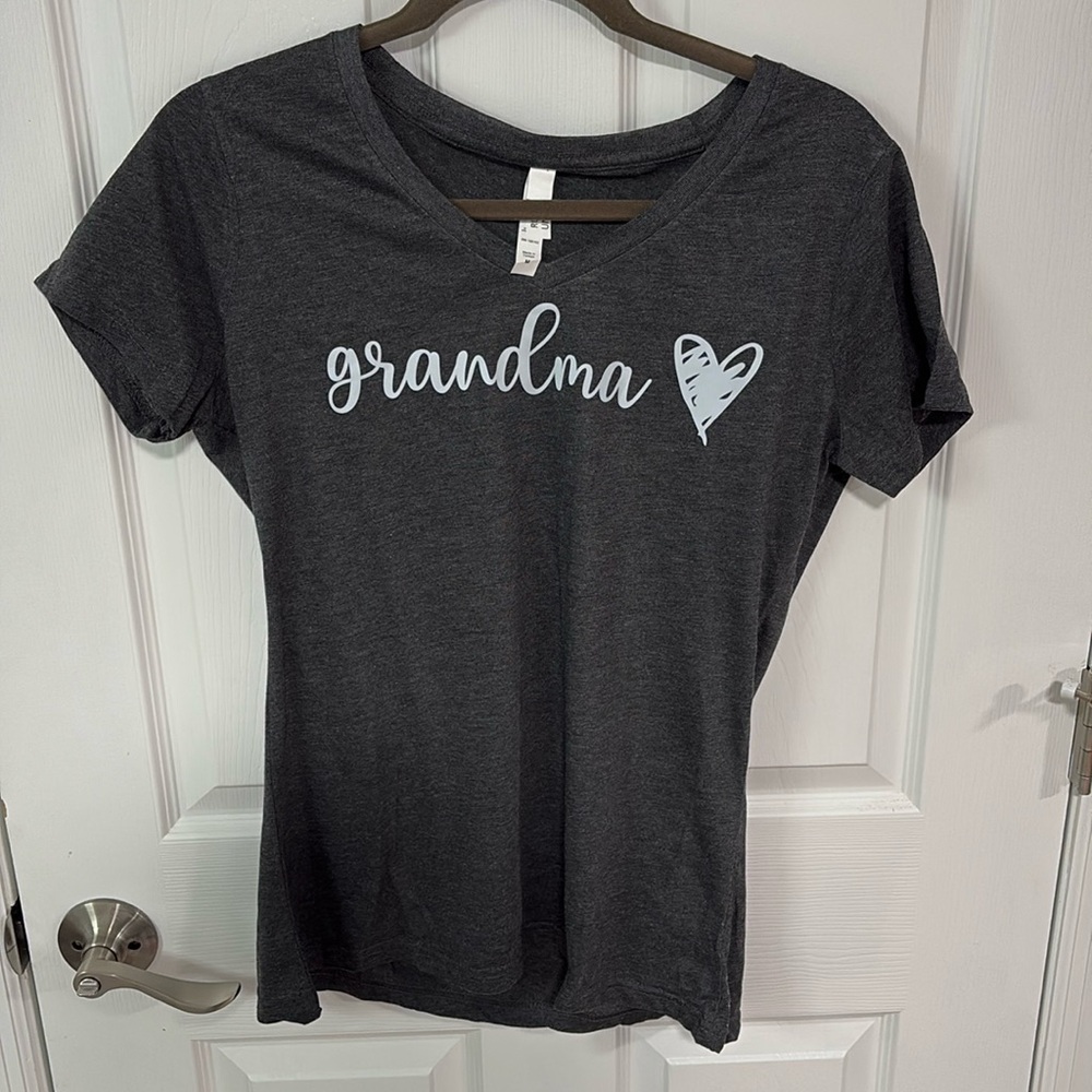 Grandma tee 🤍